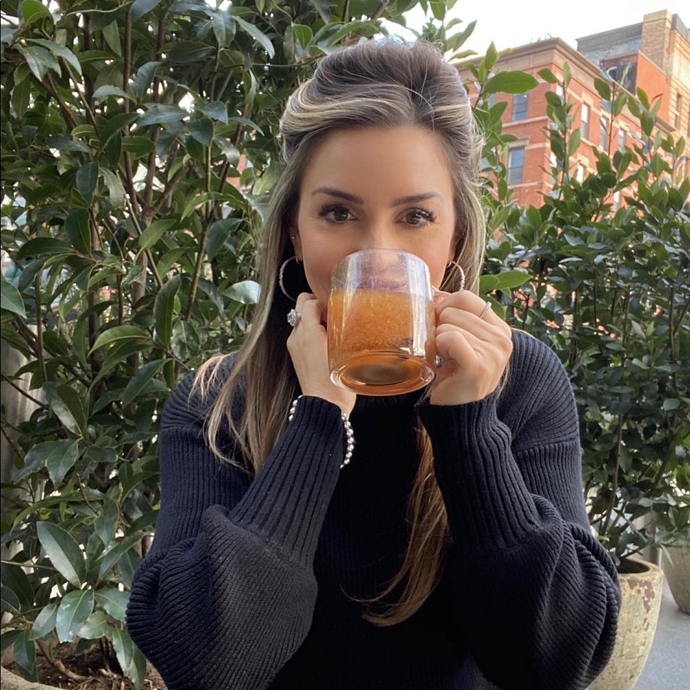 Meet your Posher, Crystal